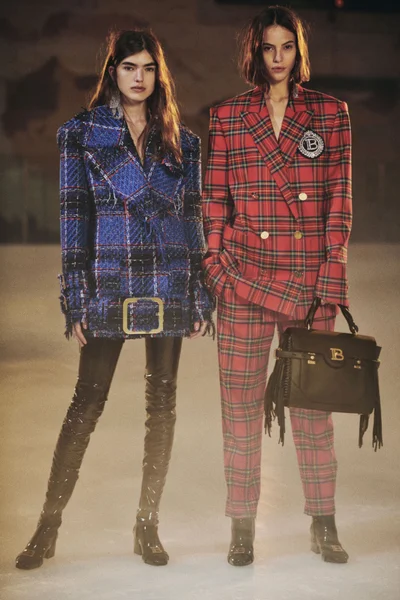 Look 4